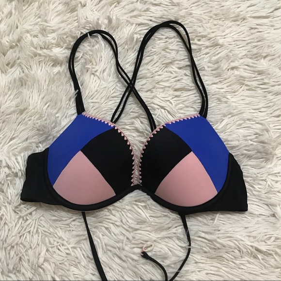 Shade & Shore Other - Shade & Shore Color Blocked Bikini Top